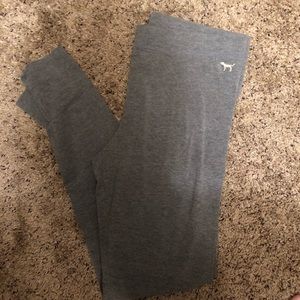 NWOT Grey VS Pink Leggings